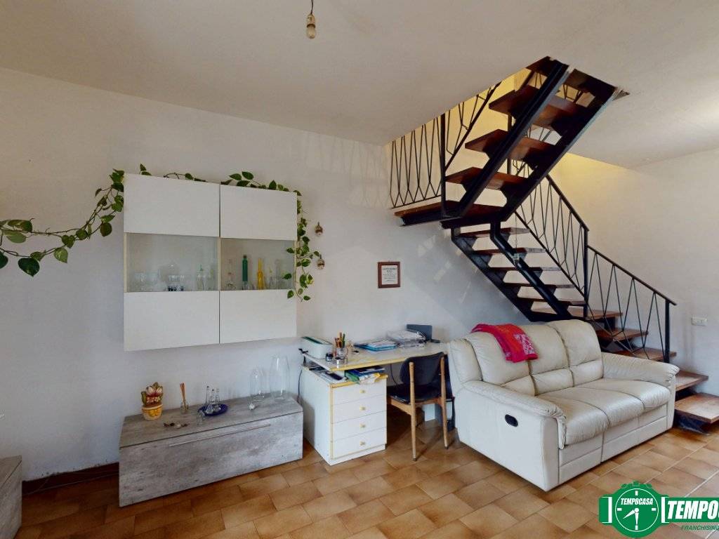 appartamento in vendita a Beverino