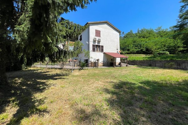 appartamento in vendita a Beverino