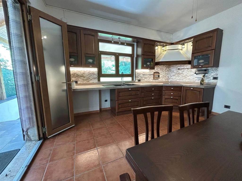 appartamento in vendita a Beverino