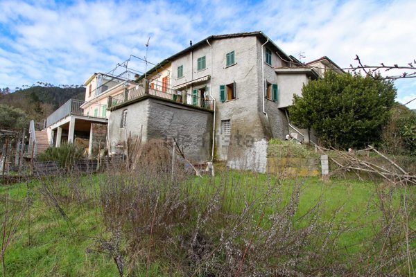 appartamento in vendita a Beverino