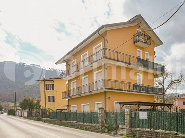 appartamento in vendita a Beverino