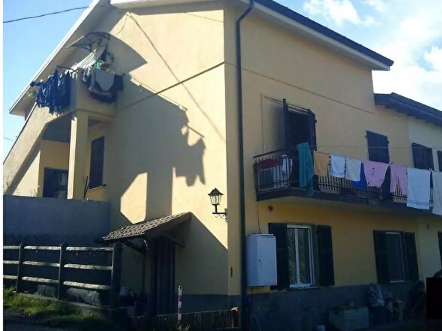 casa indipendente in vendita a Beverino