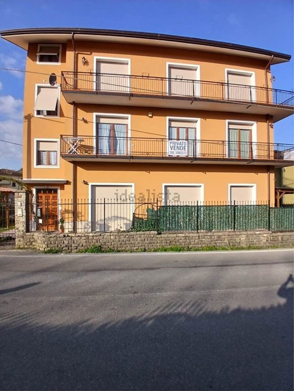 appartamento in vendita a Beverino