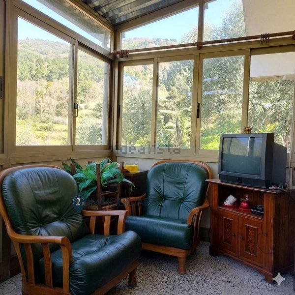 quadrivano in vendita a Beverino