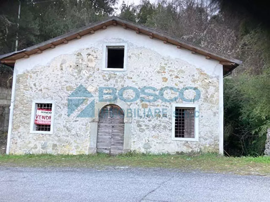 casa indipendente in vendita a Beverino