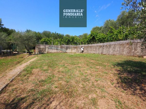 terreno edificabile in vendita a Bolano