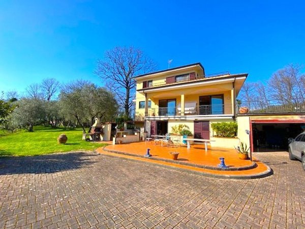 casa indipendente in vendita a Bolano