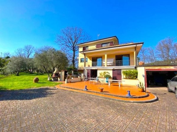 casa indipendente in vendita a Bolano