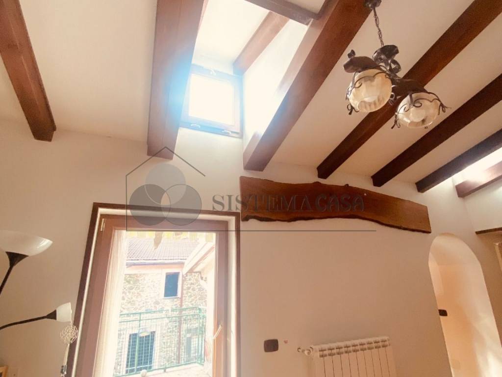 casa indipendente in vendita a Bolano in zona Montebello