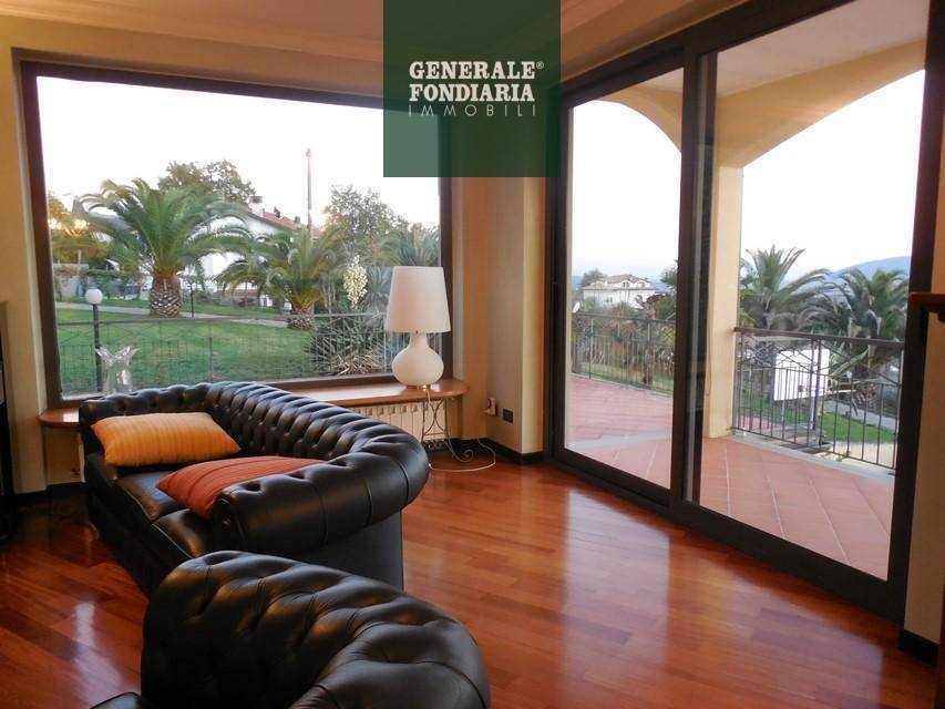 casa indipendente in vendita a Bolano