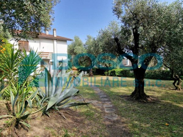 casa indipendente in vendita a Bolano