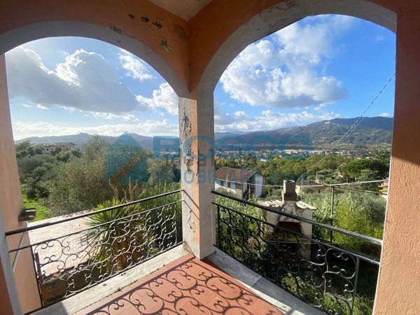 casa indipendente in vendita a Bolano