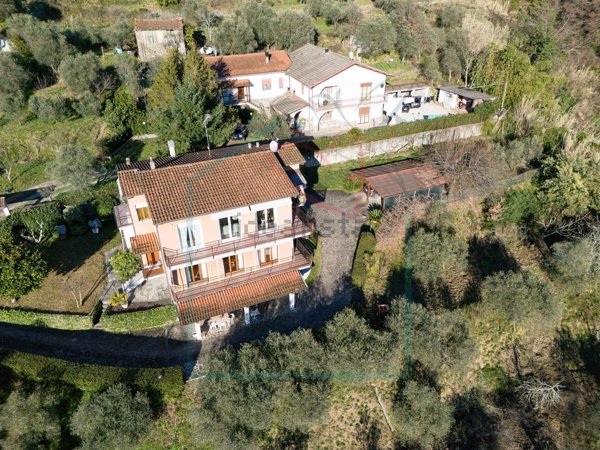 casa indipendente in vendita a Bolano