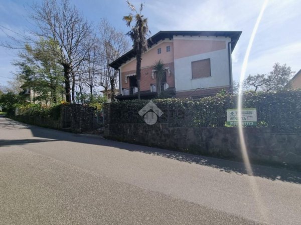 casa indipendente in vendita a Bolano