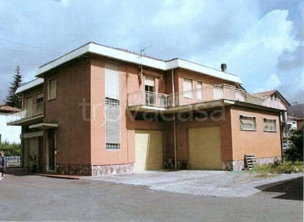 casa indipendente in vendita a Bolano