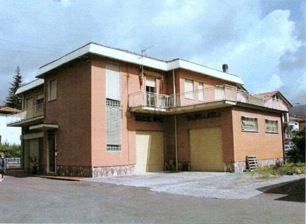 casa indipendente in vendita a Bolano