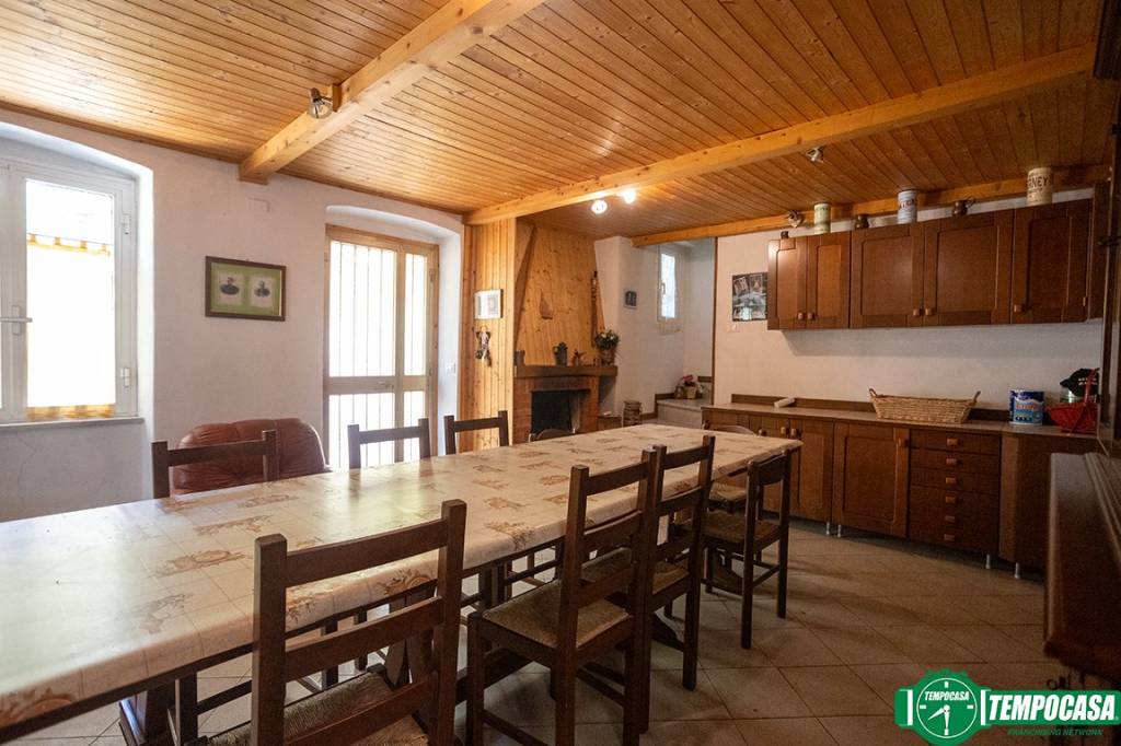 casa indipendente in vendita a Bolano