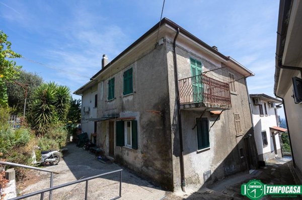 casa indipendente in vendita a Bolano