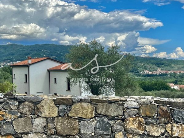 casa indipendente in vendita a Bolano
