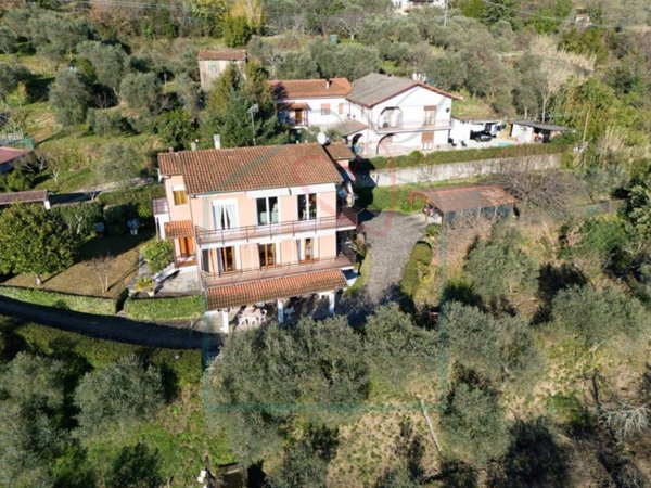casa indipendente in vendita a Bolano
