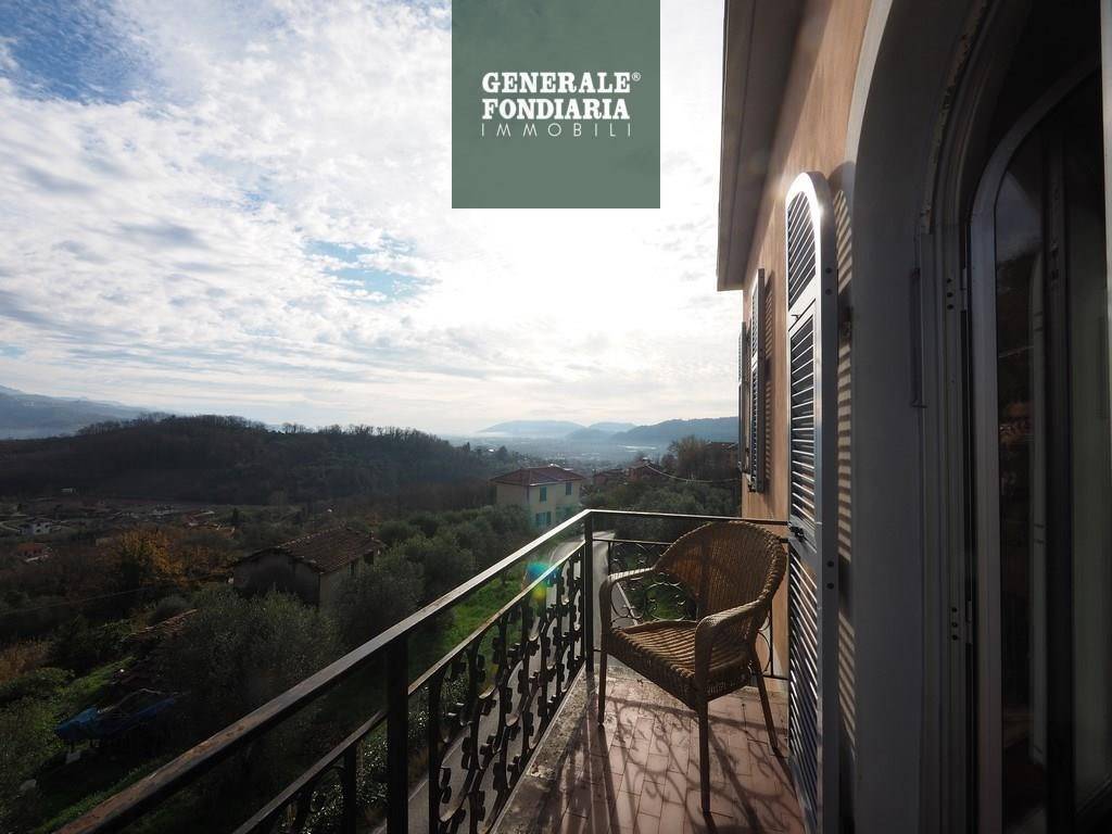 casa indipendente in vendita a Bolano