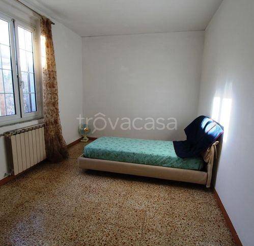 appartamento in vendita a Bolano in zona Montebello