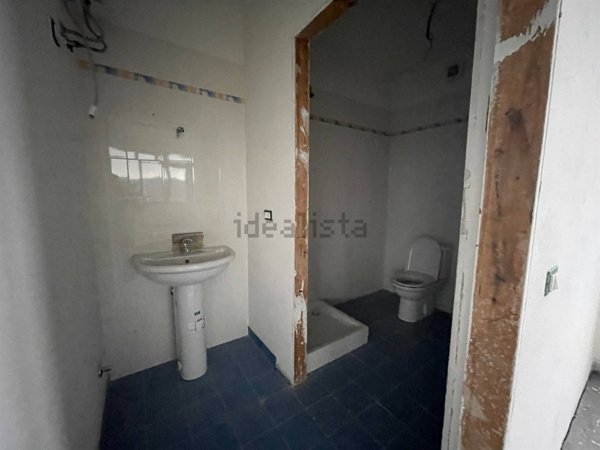 ufficio in vendita a Bolano