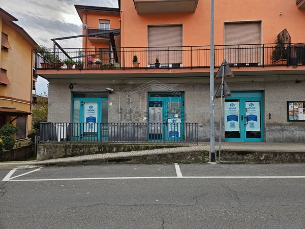 ufficio in vendita a Bolano