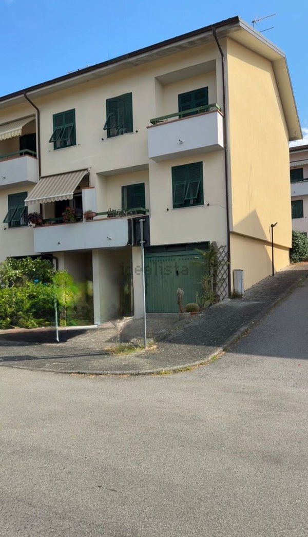 casa indipendente in vendita a Bolano