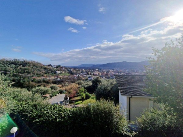 casa indipendente in vendita a Bolano