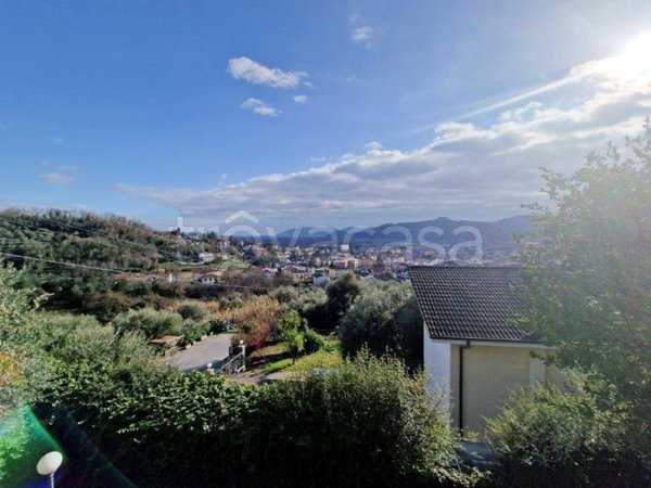 casa indipendente in vendita a Bolano