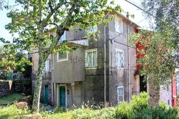casa indipendente in vendita a Bolano