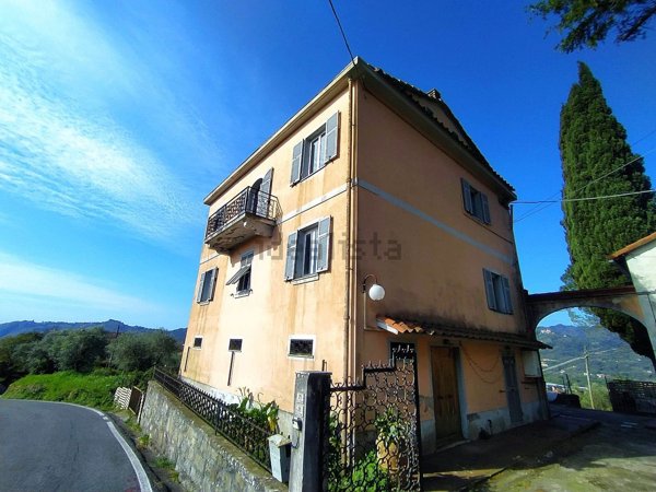 casa indipendente in vendita a Bolano