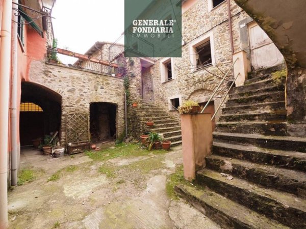 appartamento in vendita a Bolano in zona Montebello