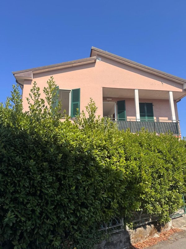 casa indipendente in vendita a Bolano