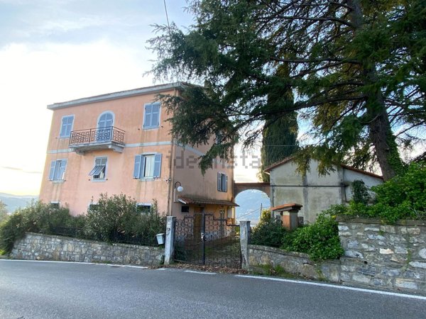 casa indipendente in vendita a Bolano