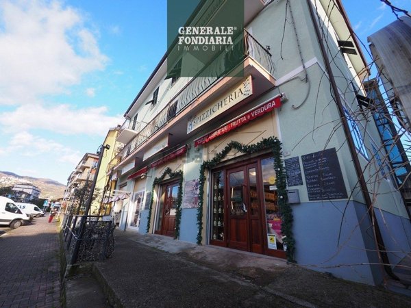 ufficio in vendita a Bolano