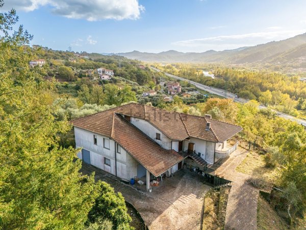 casa indipendente in vendita a Bolano