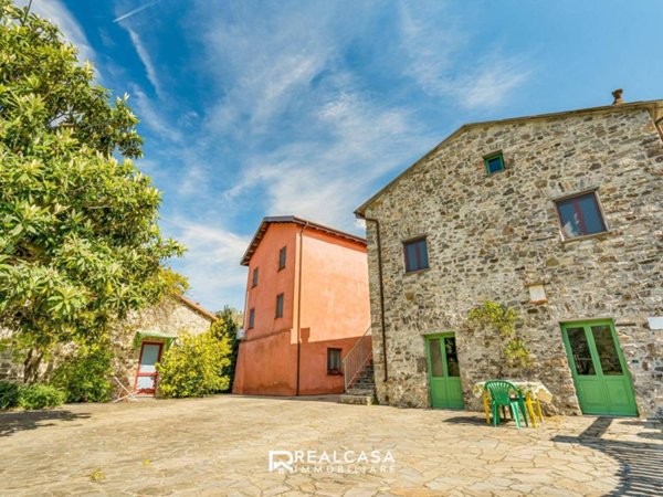 casa indipendente in vendita a Bolano