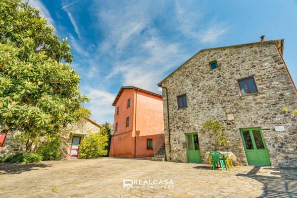 casa indipendente in vendita a Bolano