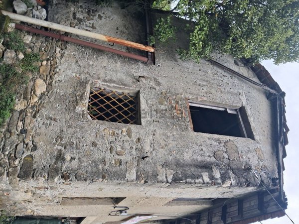 casale in vendita a Bolano