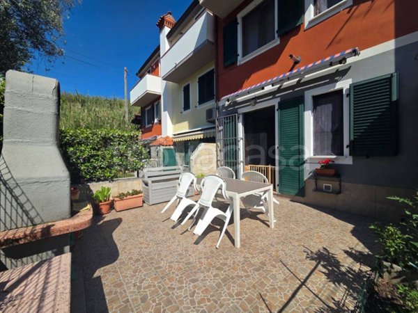 casa indipendente in vendita a Bolano