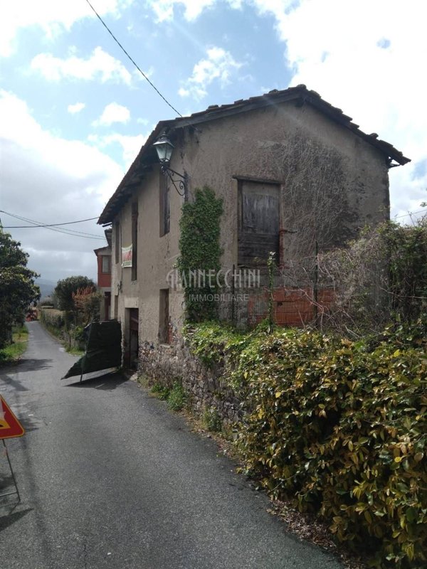 casa indipendente in vendita a Bolano