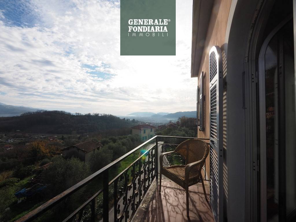 casa indipendente in vendita a Bolano