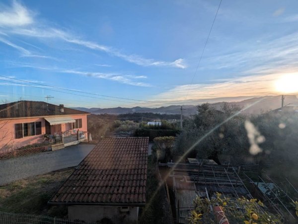 casa indipendente in vendita a Bolano