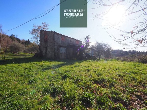 casale in vendita a Bolano