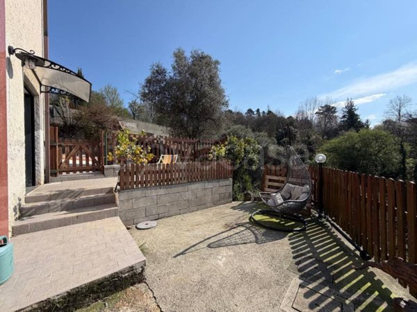 casa indipendente in vendita a Bolano