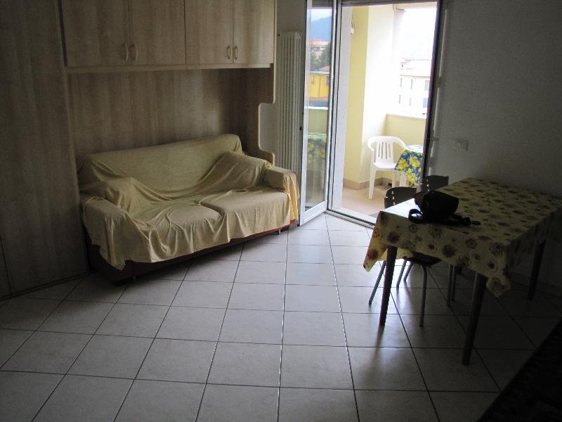 appartamento in vendita a Bolano in zona Montebello