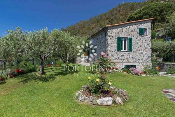 casa indipendente in vendita a Bonassola