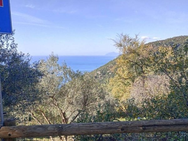 casa indipendente in vendita a Bonassola in zona Montaretto